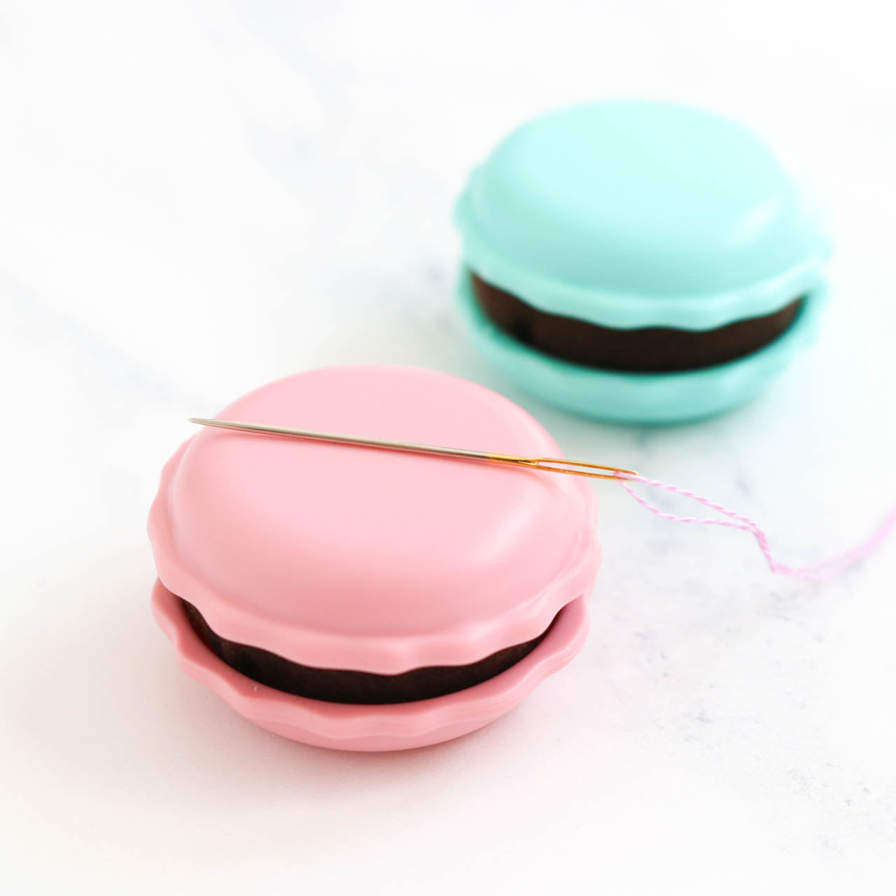 http://austinsewing.com/cdn/shop/products/clover-macaron-neede-sharpener-7_1280x_44413a0b-5d98-4812-94fd-508fdc44602c.jpg?v=1679935533