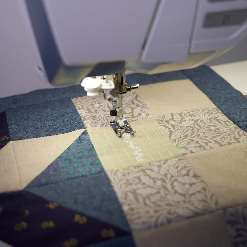 Husqvarna Viking Designer Epic™ 3 Nordic Frost | Sewing and