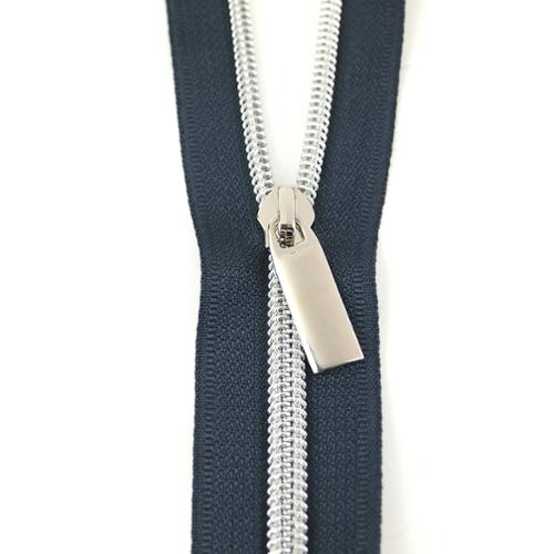 Sallie Tomato - Zippers BTY | Navy/Nickel