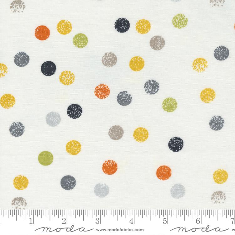 Filigree - Crayon Dots Off-White | 1813-12